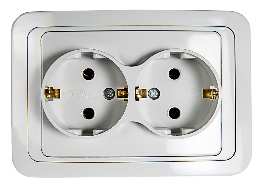 Розетка двойная с заземлением CLASSICO белая 2128 IN HOME
